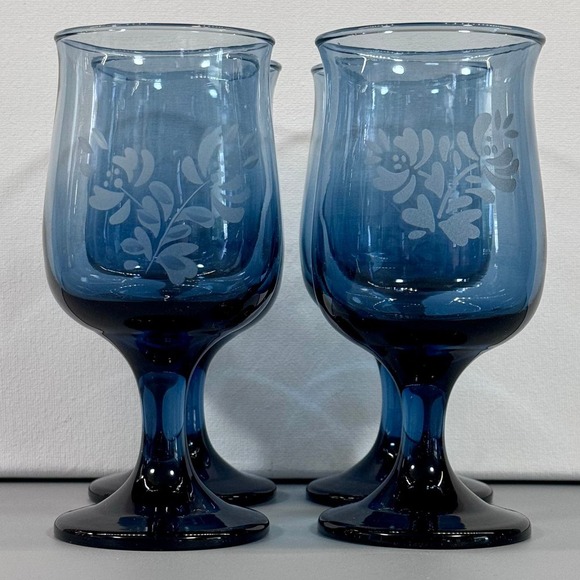 Set of‎ 4 Platzgraf Yorktown Blue Etched Wine Water Goblets Pedestal Footed - Picture 1 of 7